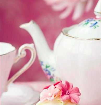This Saturday: Spring Tea and Sweet Treats with Artisan Market & Makerie